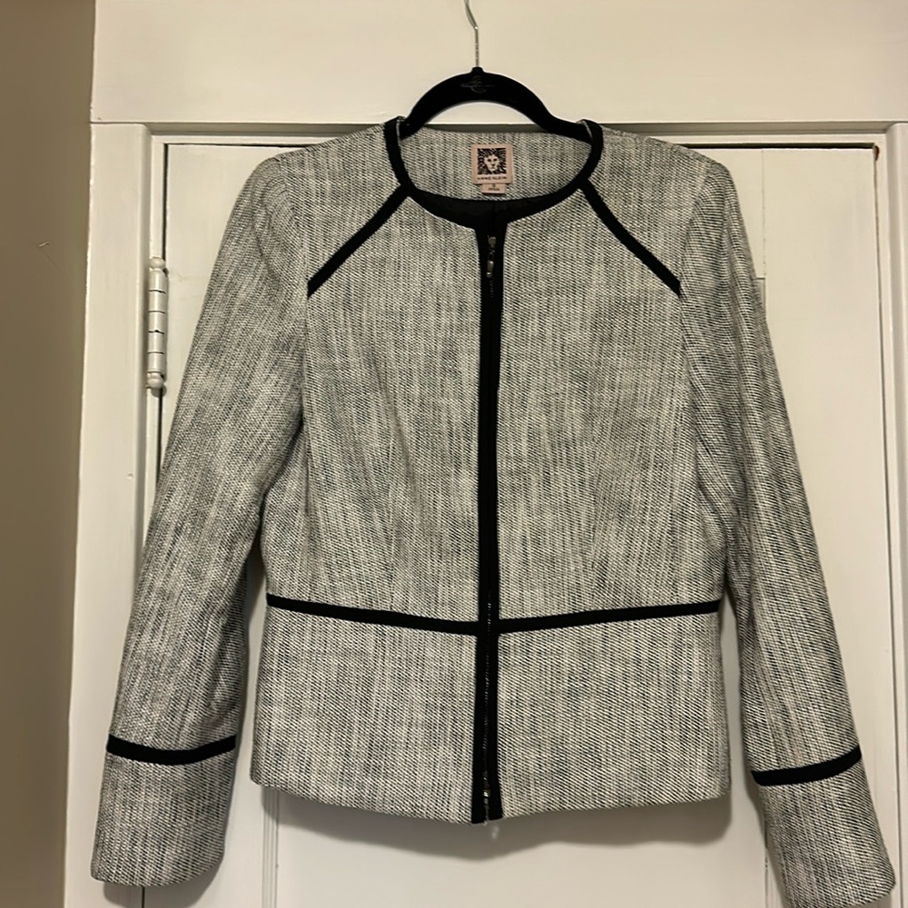 Size 8, black and white blazer